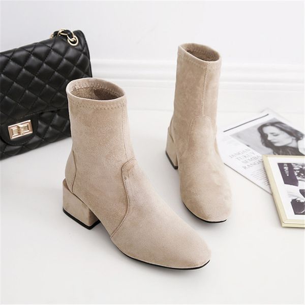 fashion ladies boots winter casual shoes square toe high heels woman pointed toe rubber ankle boot botas patent botas muje, Black
fashion ladies boots winter casual shoes square toe high heels woman pointed toe rubber ankle boot botas patent botas muje, Black