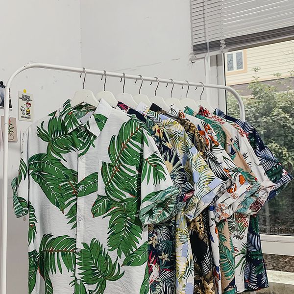 2020 mens plus size clothes short sleeve shirts loose fit printed shirt beach shirts for men holiday hawaiian shirt, White;black
2020 mens plus size clothes short sleeve shirts loose fit printed shirt beach shirts for men holiday hawaiian shirt, White;black