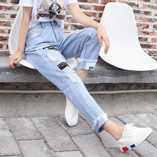 arer women hole ripped pants casual trousers blue ripped mid waist denim calf length jeans for girls 2018 new
arer women hole ripped pants casual trousers blue ripped mid waist denim calf length jeans for girls 2018 new
