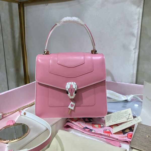 classic lady's handbag 5a high-end custom quality handbag fashion business casual style metal accessories with long shoulder strap
classic lady's handbag 5a high-end custom quality handbag fashion business casual style metal accessories with long shoulder strap