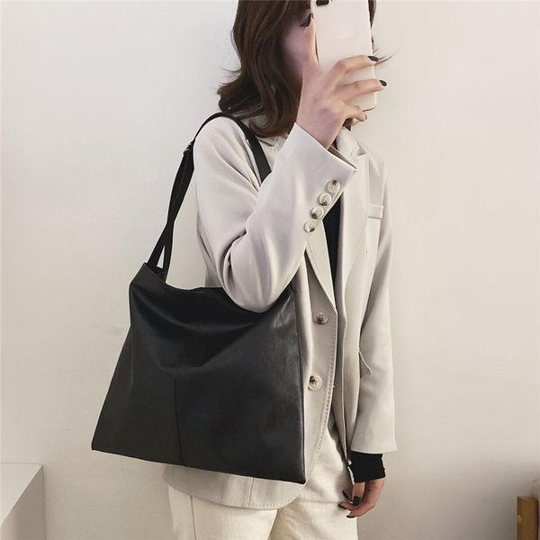 women shoulder bag soft pu leather solid cross-body bag for female large messenger purse pockets flap sac femme #40
women shoulder bag soft pu leather solid cross-body bag for female large messenger purse pockets flap sac femme #40