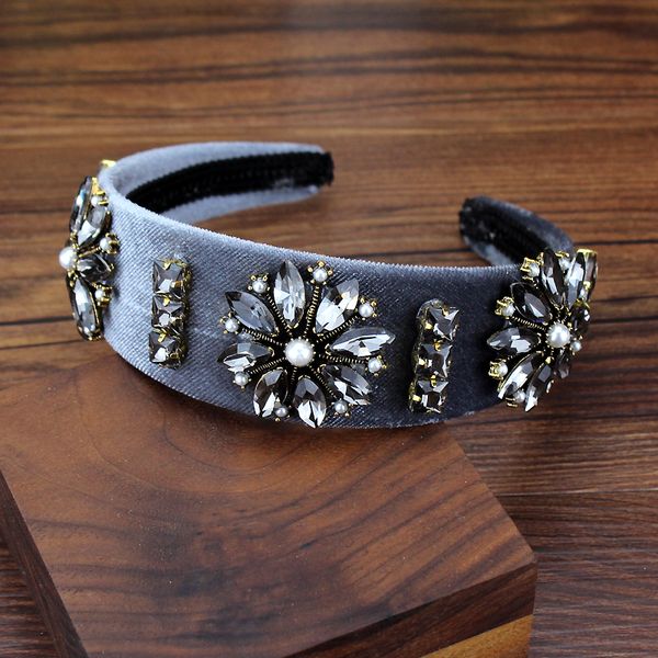 wide vintage luxury green crystal wedding headband rhinestone headpiece pearl hairband for women hair accessories jewelry, Golden;white
wide vintage luxury green crystal wedding headband rhinestone headpiece pearl hairband for women hair accessories jewelry, Golden;white