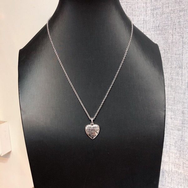 heart-shaped pendant necklace designer jewelry women necklace rings luxury earrings love bracelet mens 14k gold chains cuban link chain, Silver
heart-shaped pendant necklace designer jewelry women necklace rings luxury earrings love bracelet mens 14k gold chains cuban link chain, Silver