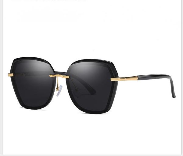 fashion polarized sunglasses trend large frame glasses women's sunshade and ultraviolet protective sunglasses, White;black
fashion polarized sunglasses trend large frame glasses women's sunshade and ultraviolet protective sunglasses, White;black