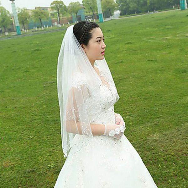 nice-looking two-layer sequin edge waist length white ivory champagne red black purple pink wedding veil meidingqianna brand bridal veil
nice-looking two-layer sequin edge waist length white ivory champagne red black purple pink wedding veil meidingqianna brand bridal veil
