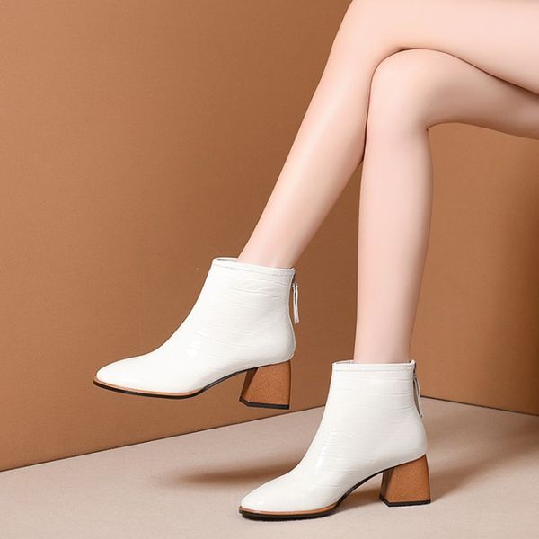 mljuese 2020 women ankle boots cow leather winter short plush checkered round toe high heels boots women size 41, Black
mljuese 2020 women ankle boots cow leather winter short plush checkered round toe high heels boots women size 41, Black