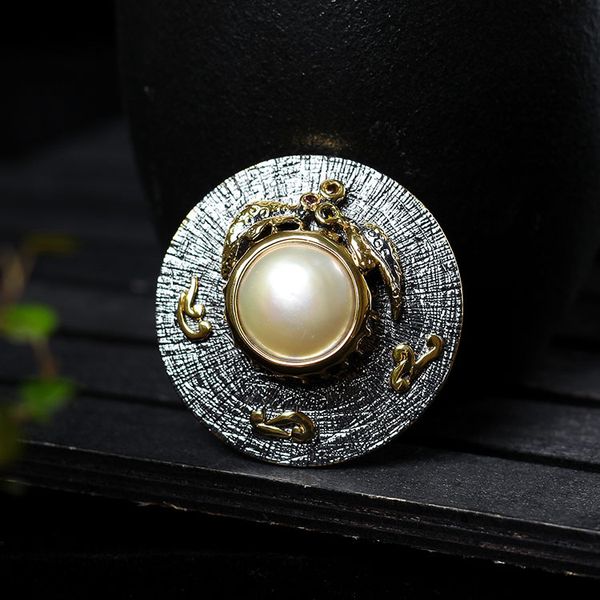 retro thai silver jewelry ladies pearl brooch retro fashion models s925 sterling silver pendant and brooch dual-use wholesale
retro thai silver jewelry ladies pearl brooch retro fashion models s925 sterling silver pendant and brooch dual-use wholesale