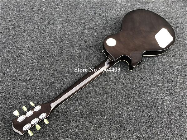 new electric guitar, transparent black paint, tiger maple veneer chrome fittings, peach blossom core wood. mai
new electric guitar, transparent black paint, tiger maple veneer chrome fittings, peach blossom core wood. mai