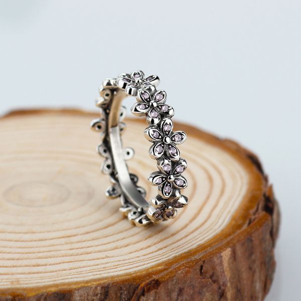 new arrival dazzling daisy genuine brand ring compatible silver color wedding rings for women jewelry accessories, Slivery;golden
new arrival dazzling daisy genuine brand ring compatible silver color wedding rings for women jewelry accessories, Slivery;golden