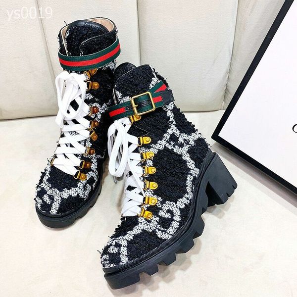 european station 2019 winter outdoor middle tube boot british wind thick with round head with high-heels thick platform women booties, Black
european station 2019 winter outdoor middle tube boot british wind thick with round head with high-heels thick platform women booties, Black