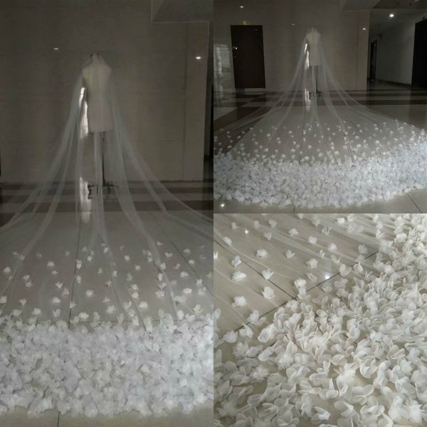 2020 luxury flower wedding veils 3.5 meters long cathedral length appliqued real image tulle bridal veil with comb, Black
2020 luxury flower wedding veils 3.5 meters long cathedral length appliqued real image tulle bridal veil with comb, Black