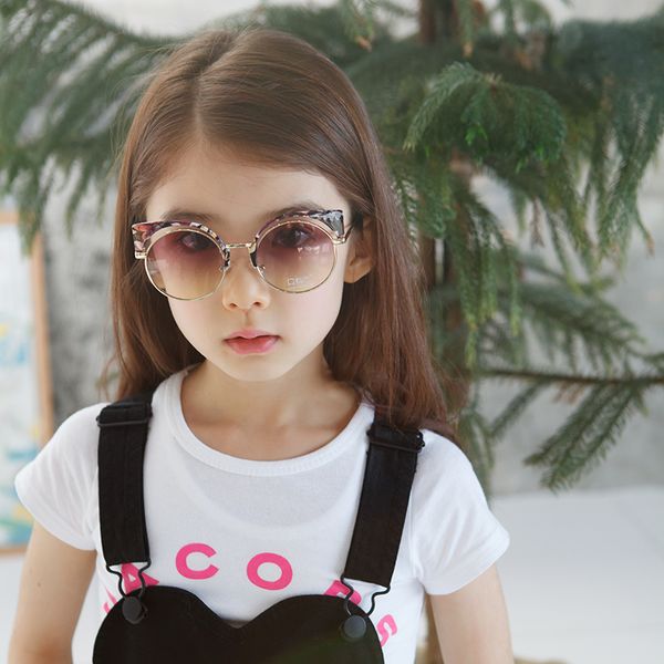 2018 new fashion retro alloy frame sunglasses cat eye hollow out sun glasses summer girls boys eyewear cy106, White;black
2018 new fashion retro alloy frame sunglasses cat eye hollow out sun glasses summer girls boys eyewear cy106, White;black
