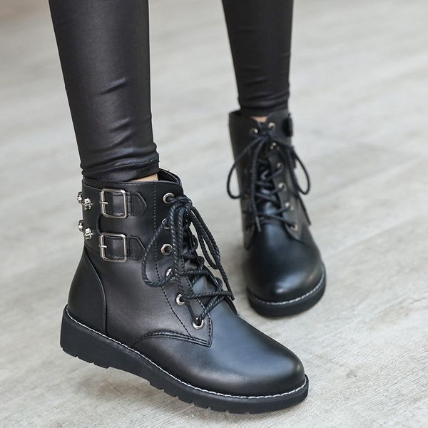 2018 fashion women leather ankle boots punk gothic style rivet motorcycle boots plush warm winter shoes botas mujer, Black
2018 fashion women leather ankle boots punk gothic style rivet motorcycle boots plush warm winter shoes botas mujer, Black