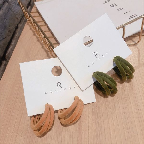 2020 new korea style simple cute sweet silver pin plush geometric ring hoop earrings for women fashion jewelry accessories, Golden;silver
2020 new korea style simple cute sweet silver pin plush geometric ring hoop earrings for women fashion jewelry accessories, Golden;silver
