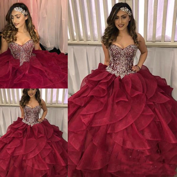 2018 Tiered Cascading Ruffles Quinceanera Dresses Pageant Dazzling Crystal Rhinestone Burgundy Organza Ball Gown Prom Dress Sweet 16 Dresses
2018 Tiered Cascading Ruffles Quinceanera Dresses Pageant Dazzling Crystal Rhinestone Burgundy Organza Ball Gown Prom Dress Sweet 16 Dresses
