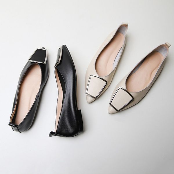 gpokhds 2019 women flats soft cow leather autumn spring metal decoration black color pointed toe female ballet flats size 40
gpokhds 2019 women flats soft cow leather autumn spring metal decoration black color pointed toe female ballet flats size 40