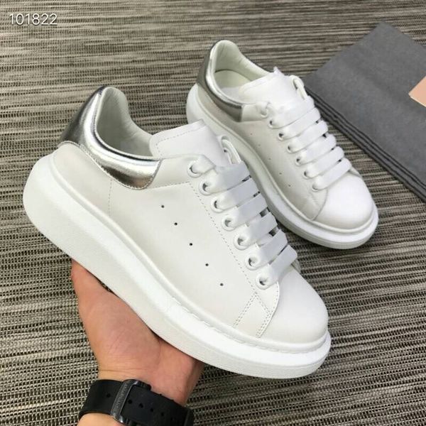 trend2019 new original box luxury genuine leather run away designer sneakers fashion casual shoes women shoes trainers men mixed color 35-44
trend2019 new original box luxury genuine leather run away designer sneakers fashion casual shoes women shoes trainers men mixed color 35-44