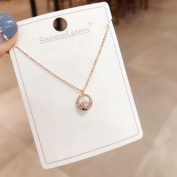 high-end unique design cubic zircon pendant necklace for women rose gold color clavicle chain jewelry, Silver
high-end unique design cubic zircon pendant necklace for women rose gold color clavicle chain jewelry, Silver