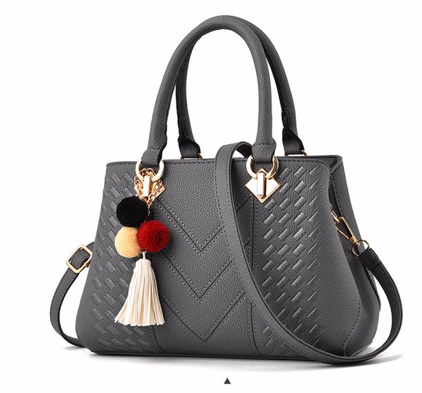 designer handbags purses women's handbag handbag women's large capacity with light weight shoulder bag new embroidery thread lady
designer handbags purses women's handbag handbag women's large capacity with light weight shoulder bag new embroidery thread lady
