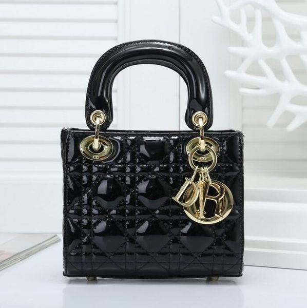 2019 new tyle women bag handbag famou de igner handbag ladie handbag fa hion tote bag women 039 hop bag backpack tote
2019 new tyle women bag handbag famou de igner handbag ladie handbag fa hion tote bag women 039 hop bag backpack tote