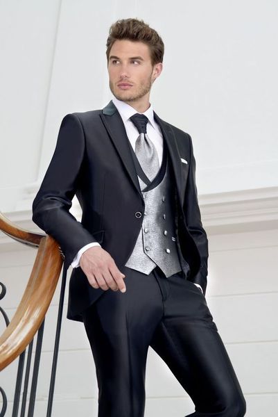 2019 custom made black one button man suit blazer+pants+vest groom tuxedo mens suit wed tuxedo for man, Black;gray
2019 custom made black one button man suit blazer+pants+vest groom tuxedo mens suit wed tuxedo for man, Black;gray