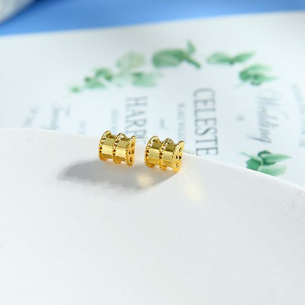 uer minimalist stud earrings for women gifts gold color alloy tiny earrings 2020 new fashion jewelry accessories wholesale, Golden;silver
uer minimalist stud earrings for women gifts gold color alloy tiny earrings 2020 new fashion jewelry accessories wholesale, Golden;silver