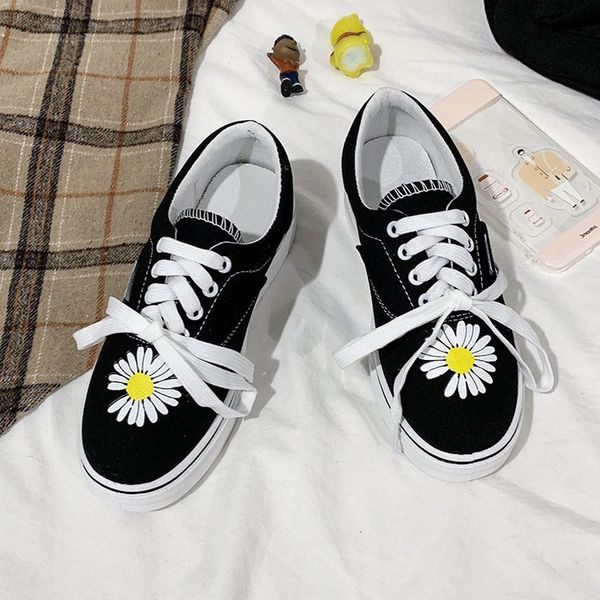 little daisy shoes 2020 spring new style korean-style round-toe printed decoration shoes women's cross straps casual, Black
little daisy shoes 2020 spring new style korean-style round-toe printed decoration shoes women's cross straps casual, Black