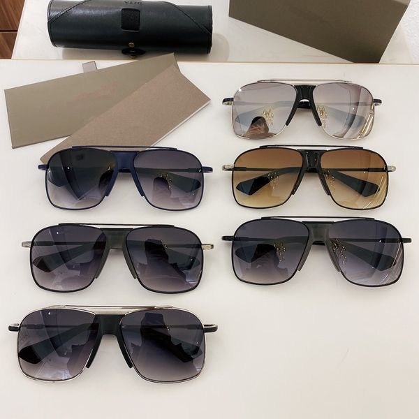 2020 new fashionable sunglasses with square frame to cover the face with all kinds of temperamental sunglasses, White;black
2020 new fashionable sunglasses with square frame to cover the face with all kinds of temperamental sunglasses, White;black