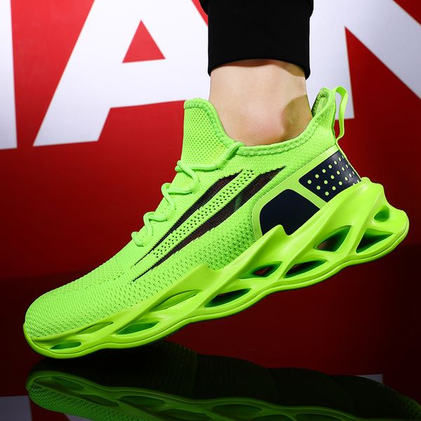 2020 new outdoor men running shoes men jogging walking sneakers sports shoes high-quality athletic blade bottom sneakers
2020 new outdoor men running shoes men jogging walking sneakers sports shoes high-quality athletic blade bottom sneakers