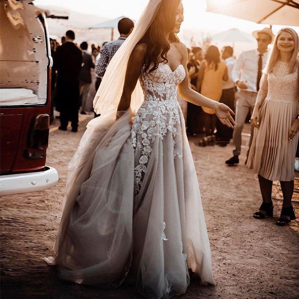 sparkly appliqued lace wedding dresses boho sweetheart neckline high split skirt bohemain bridal gowns soft tulle vestidos de noiva, White
sparkly appliqued lace wedding dresses boho sweetheart neckline high split skirt bohemain bridal gowns soft tulle vestidos de noiva, White