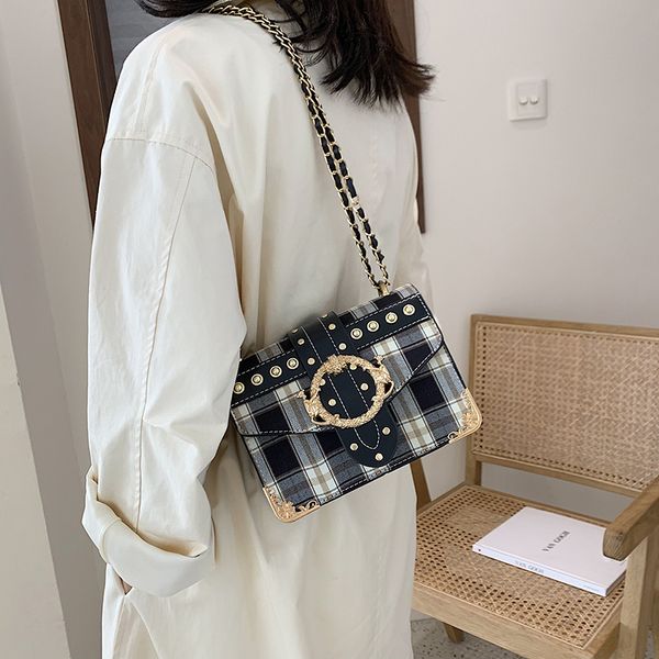 2019 new fashion two-tone clutch bags style shoulder cross body purse messenger bags jingdong/9
2019 new fashion two-tone clutch bags style shoulder cross body purse messenger bags jingdong/9