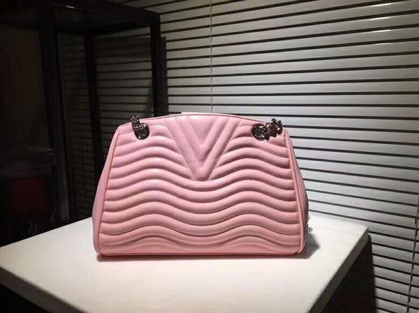 selling explosion handbag european and american handbag stitching shoulder bag fashion cowhide leather embroidered shape women bag
selling explosion handbag european and american handbag stitching shoulder bag fashion cowhide leather embroidered shape women bag