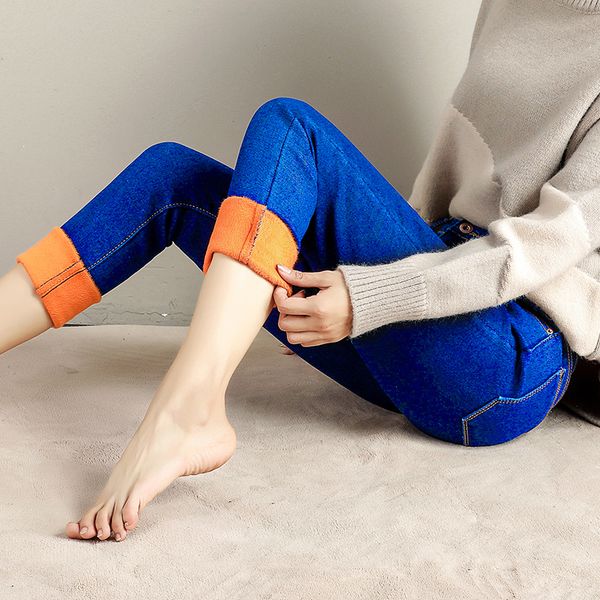 2019 plus velvet thick denim autumn and winter wear high waist was thin nine points trousers women, Blue
2019 plus velvet thick denim autumn and winter wear high waist was thin nine points trousers women, Blue