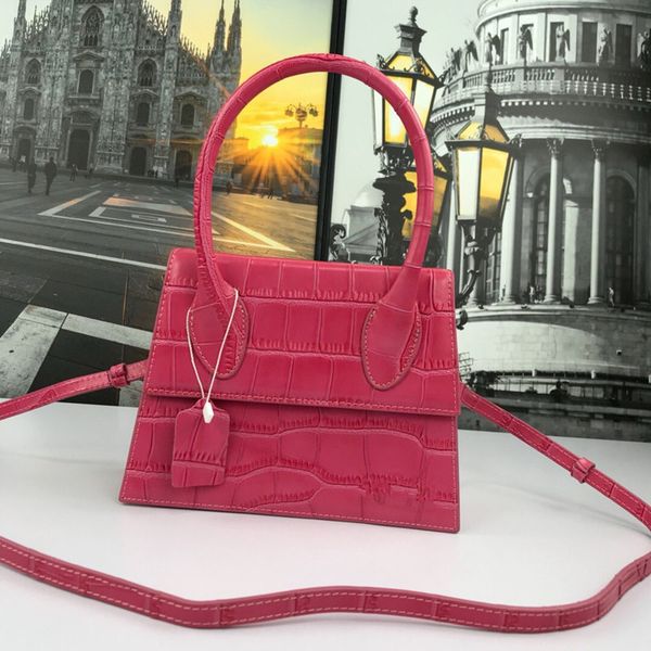 famous brand designer handbag luxury retro leather crocodile pattern shoulder bag flip buckle buckle handbag diagonal cross bag handbag
famous brand designer handbag luxury retro leather crocodile pattern shoulder bag flip buckle buckle handbag diagonal cross bag handbag