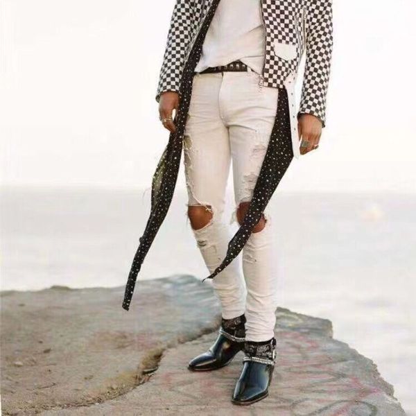 Fashion-19ss AM1R1 JEANS Джинсы с рваным денимом с рваными джинсами Модные мужские повседневные брюки Tight Hole Джинсы высшего качества HFTTKZ040 
Fashion-19ss AM1R1 JEANS Джинсы с рваным денимом с рваными джинсами Модные мужские повседневные брюки Tight Hole Джинсы высшего качества HFTTKZ040