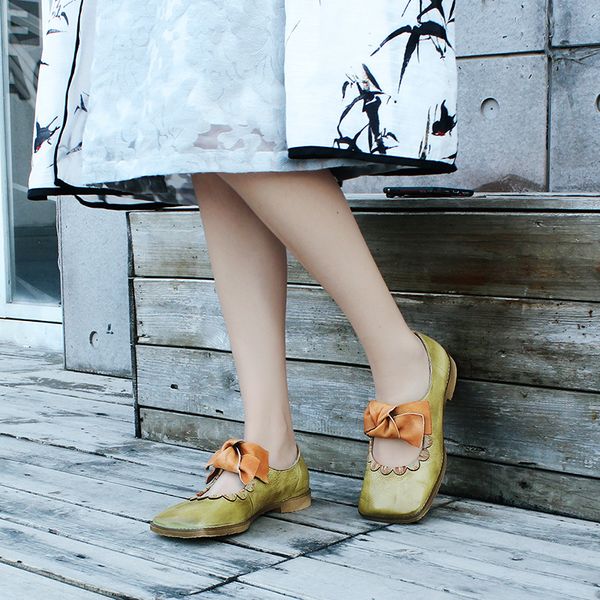 flat shoes women's ethnic-style 2019 selling new style low-cut buckle flower soft-sole women's shoes, Black
flat shoes women's ethnic-style 2019 selling new style low-cut buckle flower soft-sole women's shoes, Black