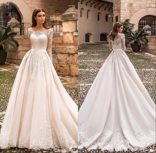 2019 scoop neck lace a line wedding dresses long sleeves satin lace applique sweep train wedding bridal gowns with buttons bc1921, White
2019 scoop neck lace a line wedding dresses long sleeves satin lace applique sweep train wedding bridal gowns with buttons bc1921, White