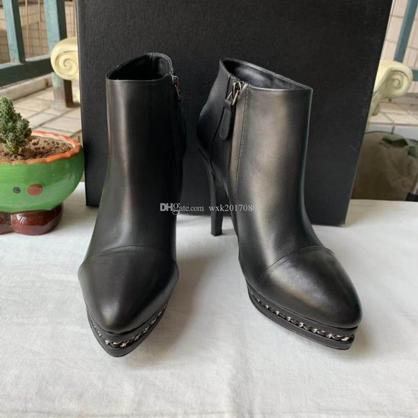 women ankle leather boots,fashion flat short boot in calfskin martin shoes for winter low heel with colors of black size;35-40
women ankle leather boots,fashion flat short boot in calfskin martin shoes for winter low heel with colors of black size;35-40