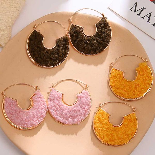 vienkim 2020 fashion plush circle hoop earrings big round cotton korean earring women gold metal vintage colorful jewelry party, Golden;silver
vienkim 2020 fashion plush circle hoop earrings big round cotton korean earring women gold metal vintage colorful jewelry party, Golden;silver