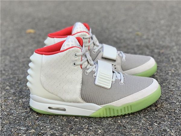 аутентичные kanye west air 2 ii nrg wolf gray pure platinum black red баскетбол обувь мужчины 508214-006 508214-010 кроссовки glow in the da
аутентичные kanye west air 2 ii nrg wolf gray pure platinum black red баскетбол обувь мужчины 508214-006 508214-010 кроссовки glow in the da