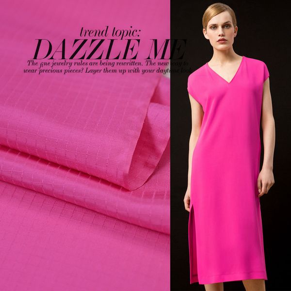 spring and summer new 100% silk pure color habotai fabric for women dress 114cm wide 14 momme soft cloth for diy sewing sale hot, Black;white
spring and summer new 100% silk pure color habotai fabric for women dress 114cm wide 14 momme soft cloth for diy sewing sale hot, Black;white