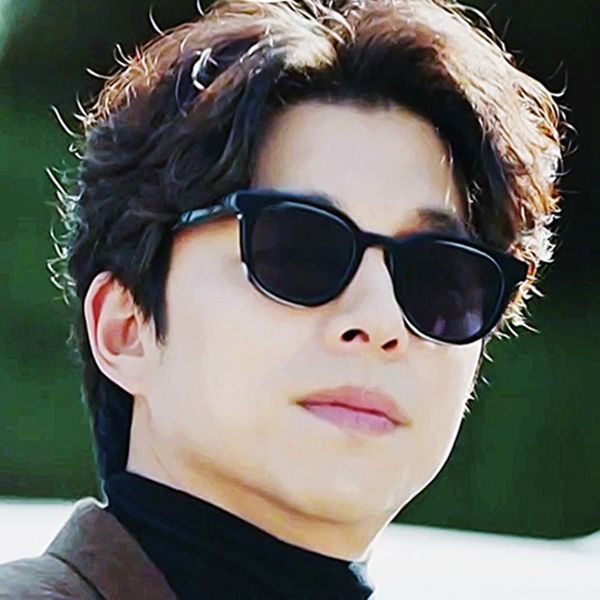 2019 new fashion trendy sunglasses men/women stylish street look glasses colorful reflective coating lens mirror, White;black
2019 new fashion trendy sunglasses men/women stylish street look glasses colorful reflective coating lens mirror, White;black