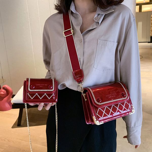 new fashion korean-style patent leather embroidery thread bright face parent-child mini women's children's messenger bag women
new fashion korean-style patent leather embroidery thread bright face parent-child mini women's children's messenger bag women