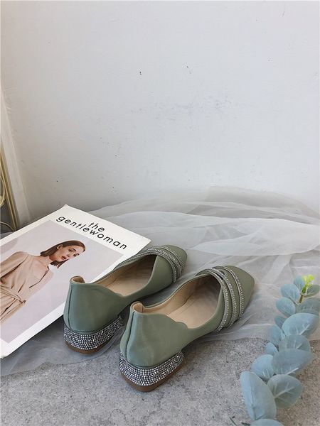 female 2019 summer new square head rhinestone thick with shallow mouth with fairy wind wild one pedal grandmother shoes, Black
female 2019 summer new square head rhinestone thick with shallow mouth with fairy wind wild one pedal grandmother shoes, Black