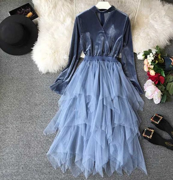 new spring vintage flare sleee irregular mesh dress elegant v-neck high waist velvet dress winter dresses woman party night m981, Black;gray
new spring vintage flare sleee irregular mesh dress elegant v-neck high waist velvet dress winter dresses woman party night m981, Black;gray