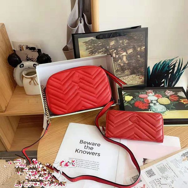 the new 2019 brim camera bag female inclined genuine leather handbag shoulder bags joker small square large chain fashion female package
the new 2019 brim camera bag female inclined genuine leather handbag shoulder bags joker small square large chain fashion female package