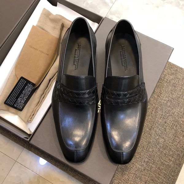 fashion famous designers shoe flat luxury men's business oxfords casual shoe black leather derby shoes
fashion famous designers shoe flat luxury men's business oxfords casual shoe black leather derby shoes