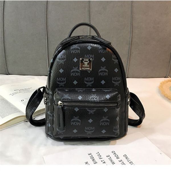 women fanshion backpacks school bags for girls work lady's bags pu leather rivet multi-use bags
women fanshion backpacks school bags for girls work lady's bags pu leather rivet multi-use bags