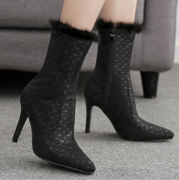 mhyons botines mujer 2019 invierno new fashion black ankle boots women real hair pointed side zip high heels boots furry
mhyons botines mujer 2019 invierno new fashion black ankle boots women real hair pointed side zip high heels boots furry