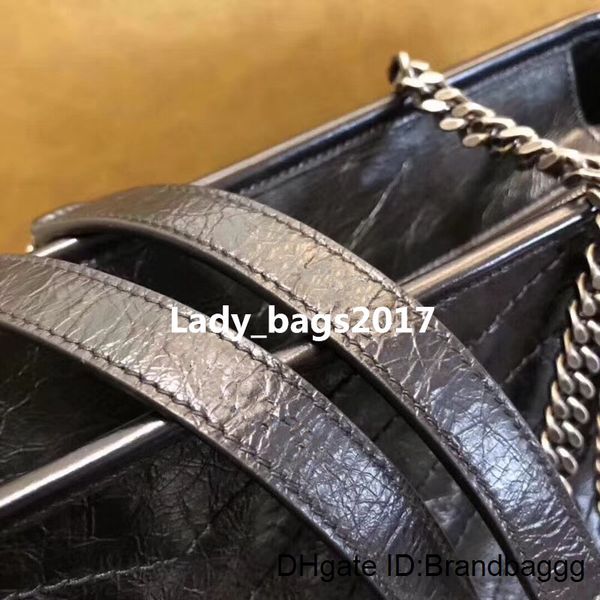 2020 newset real leather v shape flaps chain bag handbags shoulder plaid chain bag messenger purse shopping tote
2020 newset real leather v shape flaps chain bag handbags shoulder plaid chain bag messenger purse shopping tote